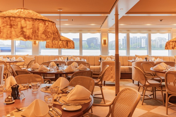 APT Guided Tours & River Cruises APT Solara & APT Ostara Bistro Saison Interior 4 ©APT Guided Tours & River Cruises.jpg